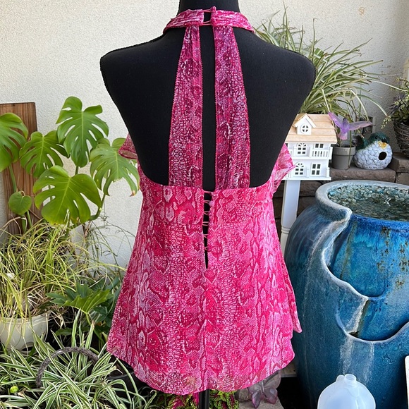 BCBGMAXIRIA Ruffled Pink Snake Skin Halter Top witha Button Up Back Size XS. - Picture 7 of 15